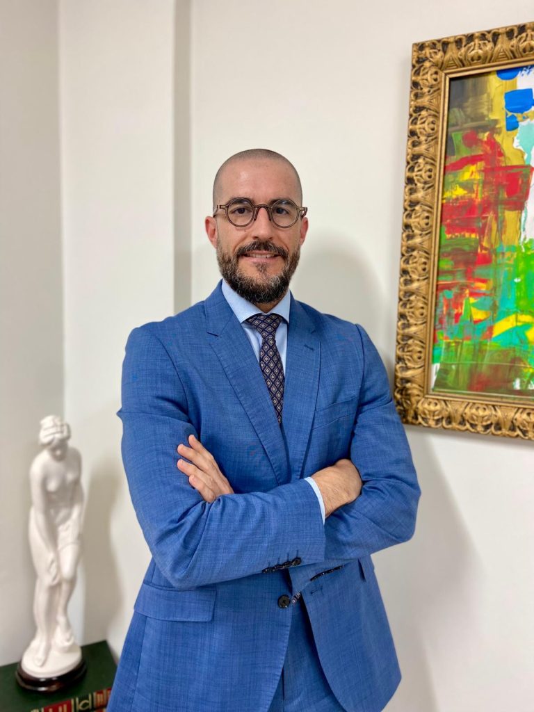juanma_socio_despacho